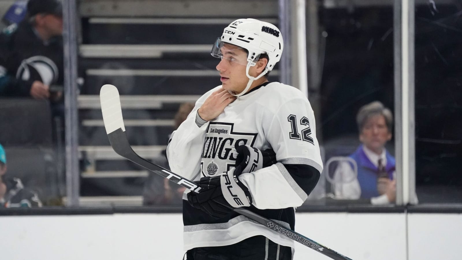 Kings’ Trevor Moore and Trevor Lewis to return to lineup vs. Lightning
