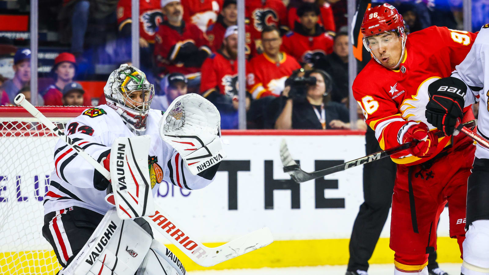Recap: Blackhawks fall to Flames 3–1 to end season-opening road trip