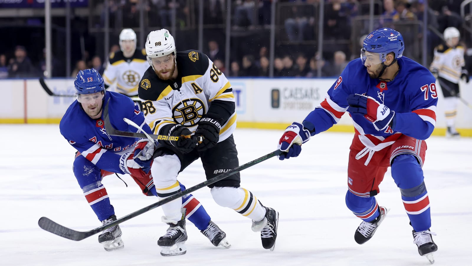 Bruins’ David Pastrnak Extends Point Streak To 12 Games