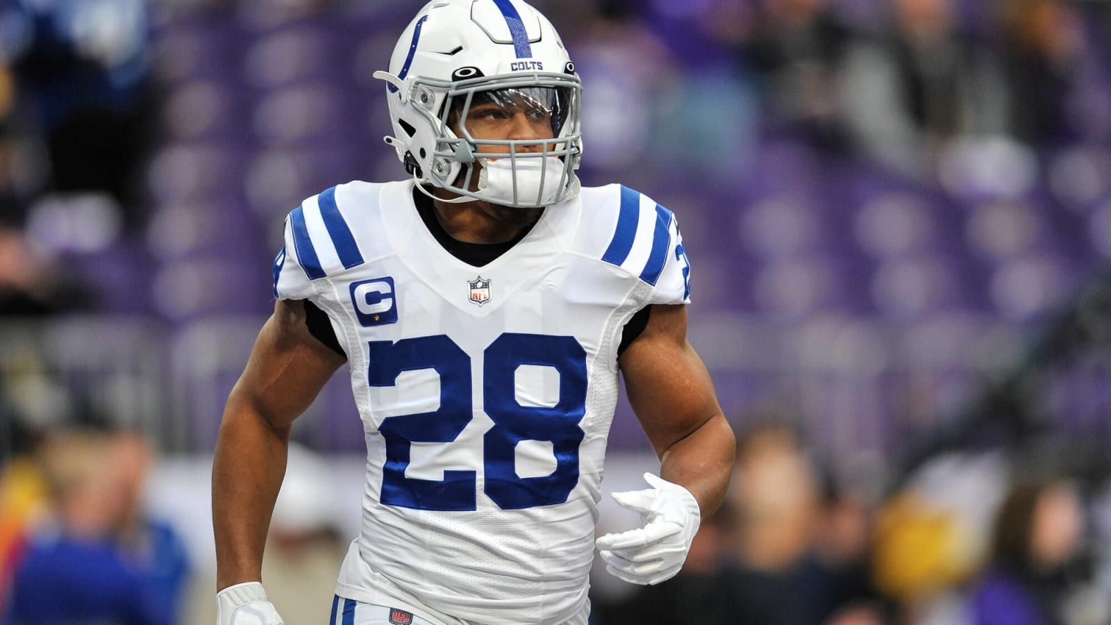 Colts Insider Throws Major Shade At Star RB Jonathan Taylor Yardbarker