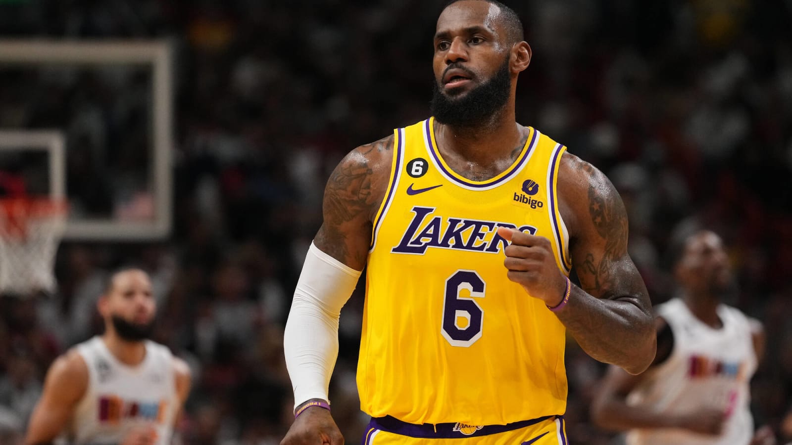 NBA Fans Wish LeBron James A Happy 38th Birthday