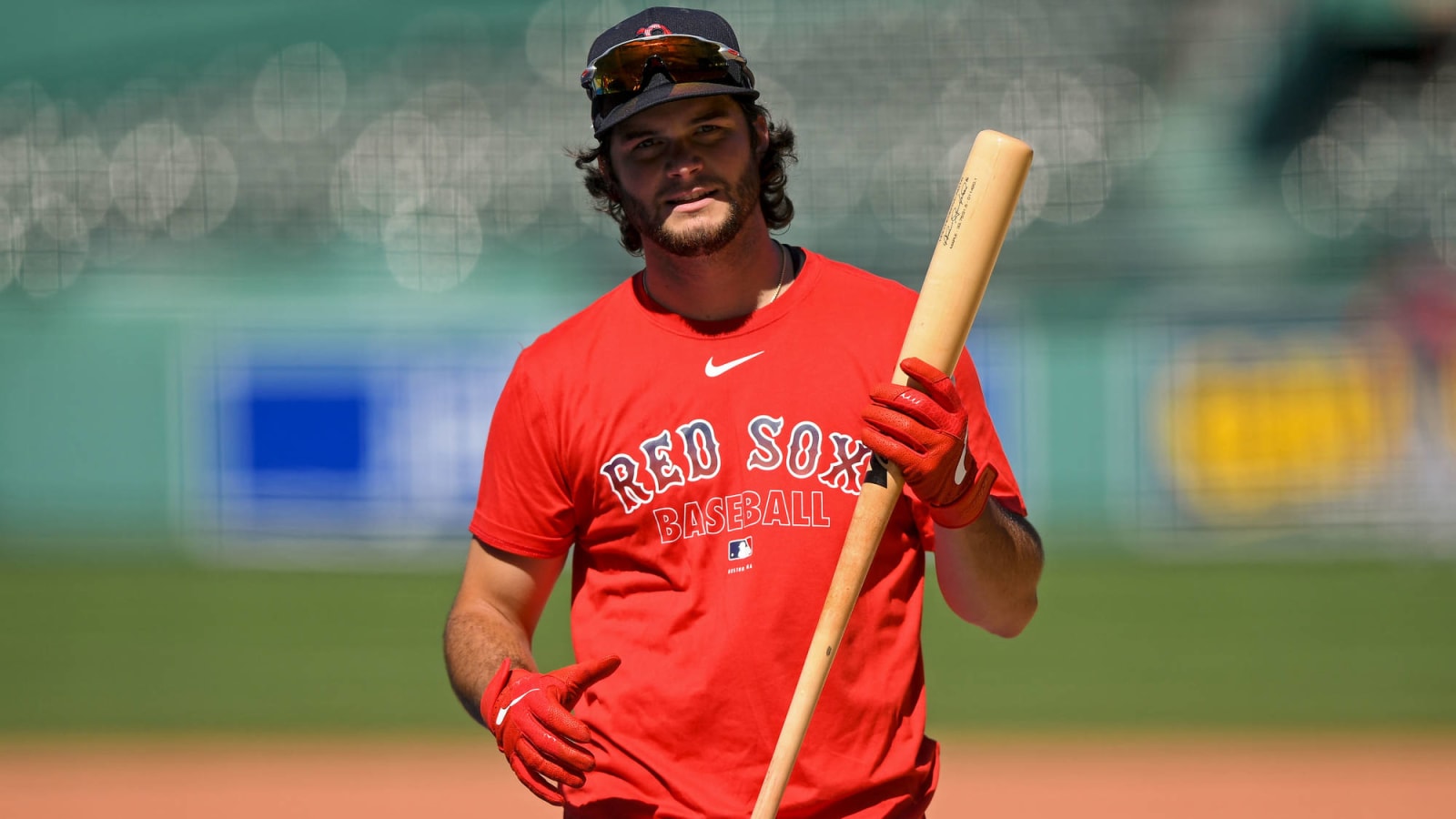 Andrew Benintendi out for season with strained rib cage