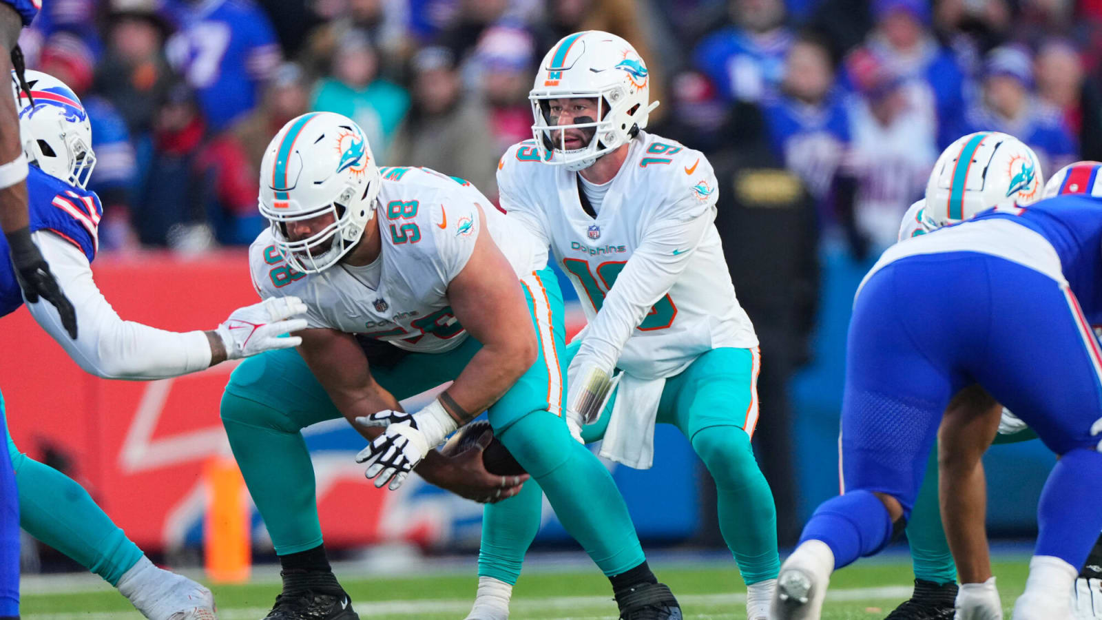 Dolphins C Connor Williams Not At Mandatory Minicamp As He Pursues New Contract