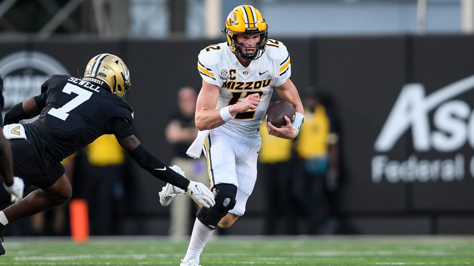 LSU Tigers vs. Missouri Tigers Prediction and Odds (10/7/2023): Massive Tilt Featuring Brady Cook and Jayden Daniels on tap in the SEC