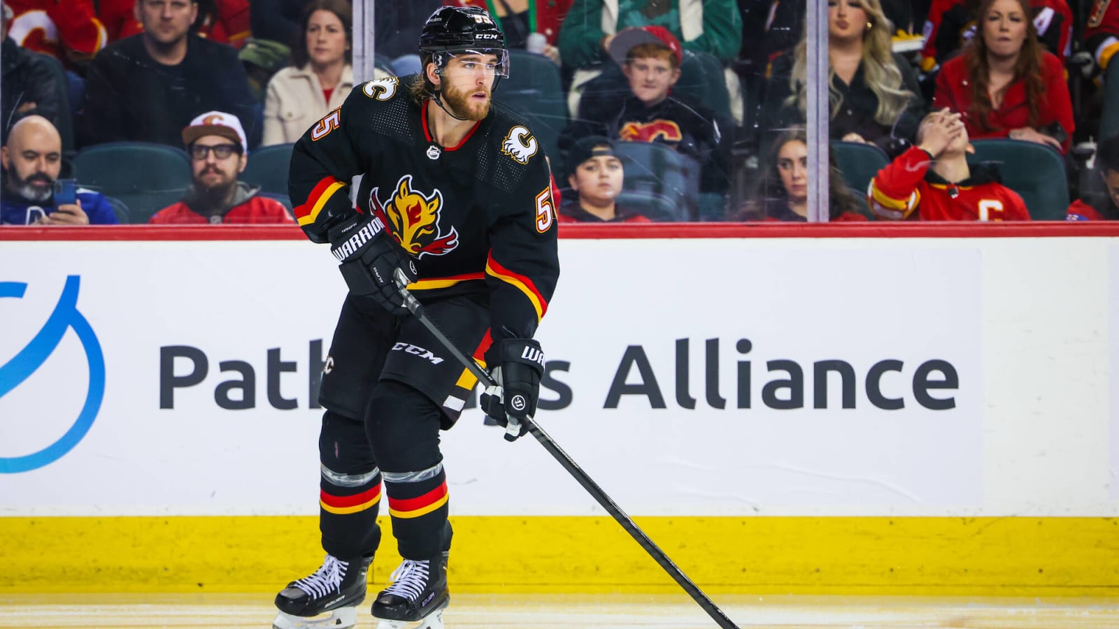 Flames May Be Best Off to Extend Noah Hanifin