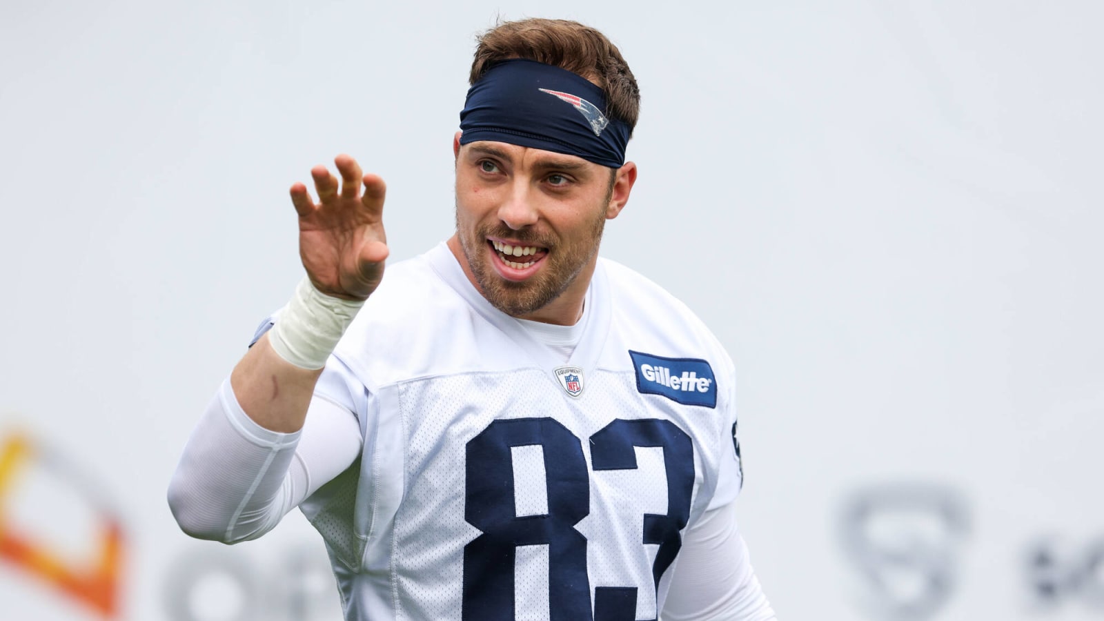 Former Patriots TE Matt LaCosse Announces Retirement