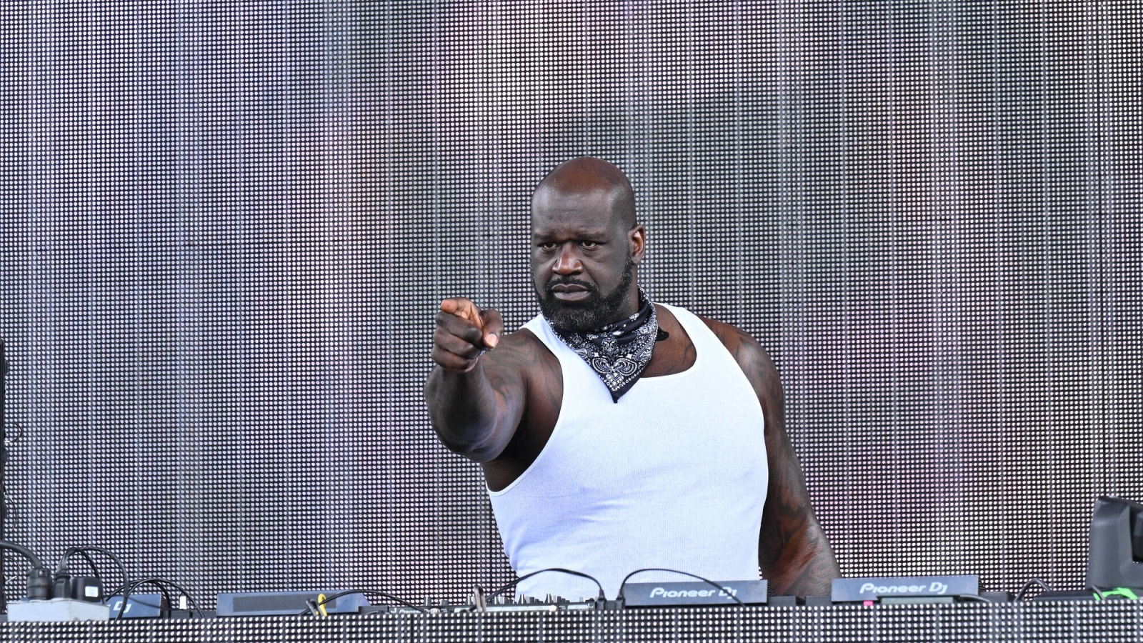 Shaquille O&#39;Neal Doubles Down On His Take About Victor Wembanyama: 'Bol Bol Can Do Everything He Can Do...'