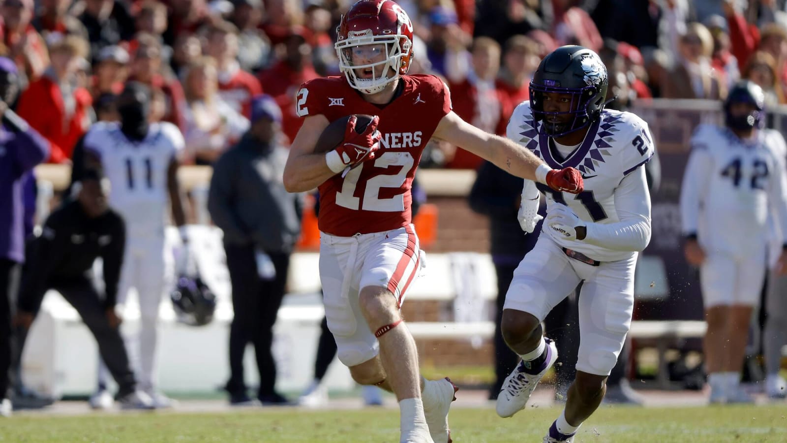  Former Oklahoma Football Star WR Drake Stoops Snubbed From NFL Combine; Wideout Won’t Join 3 Fellow Sooners at Talent Showcase – Report