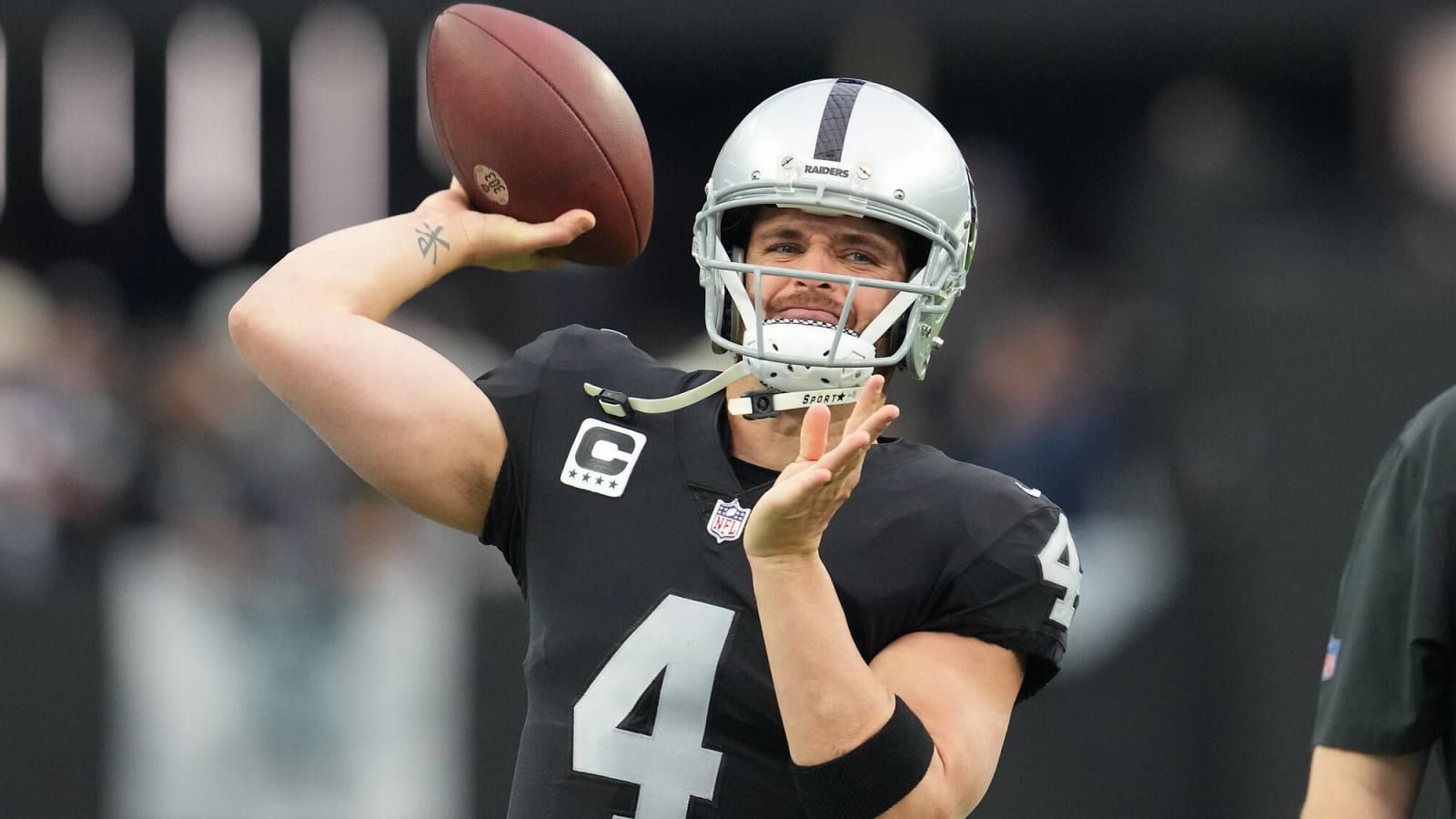 Derek Carr declines to discuss Raiders fallout; benched Las Vegas QB  expected to be traded, per report 