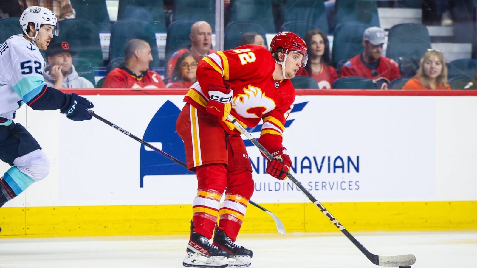 Calgary Flames’ forward Jakob Pelletier leaves game with injury, will not return