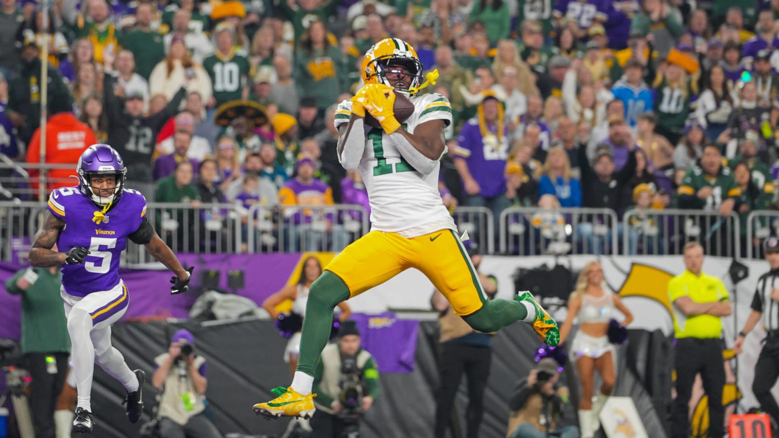 Packers rule out Jayden Reed due to chest injury during Vikings game