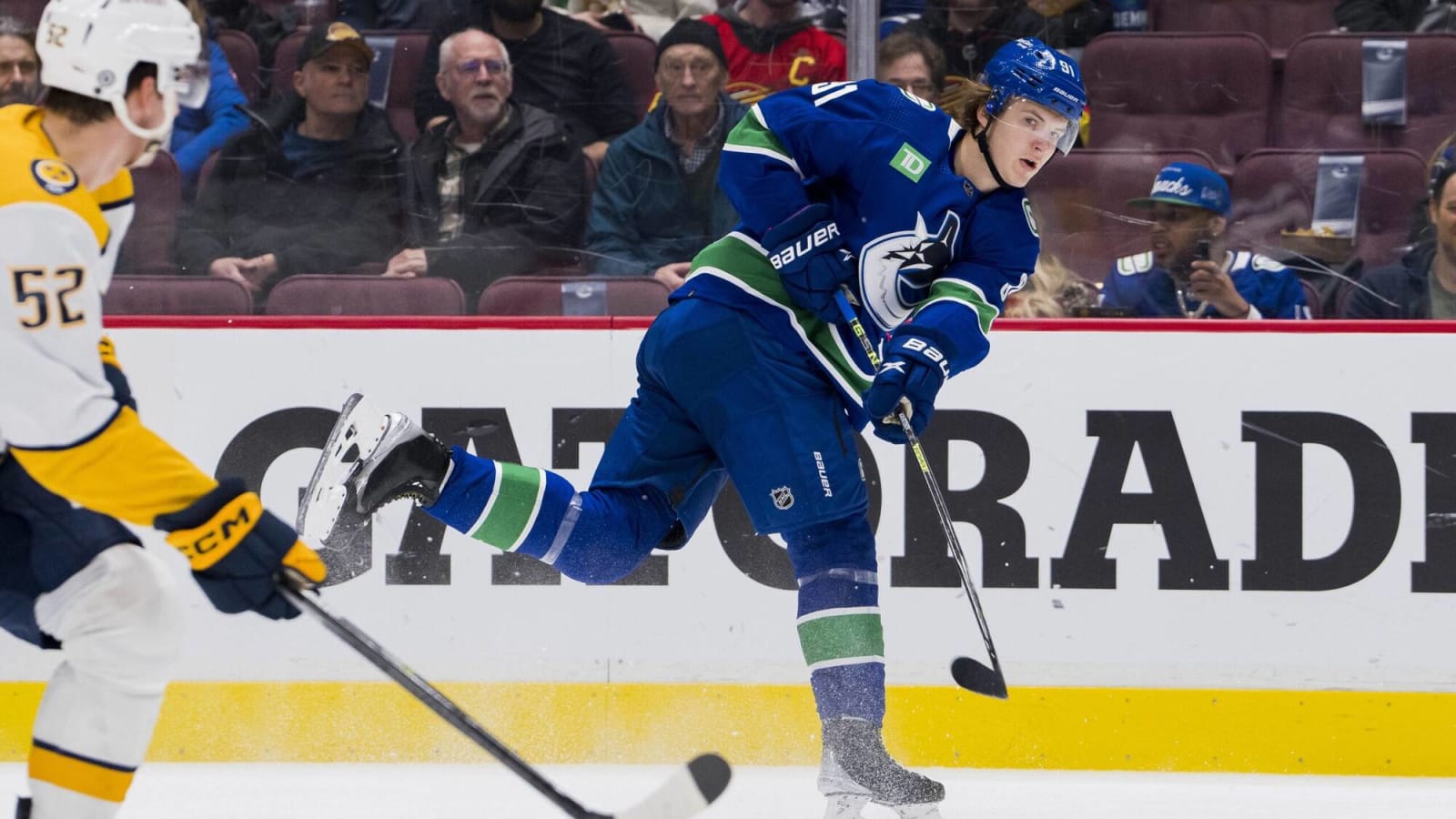 Canucks place forward Vitali Kravtsov on NHL waivers