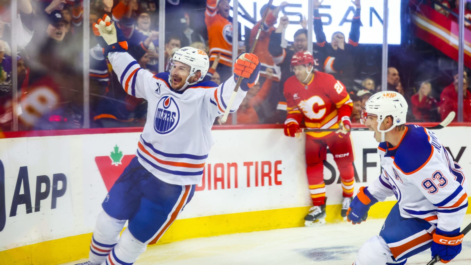  NHL Trades, a Nonsensical Zach Hyman Decision, Playoff Spots, and more