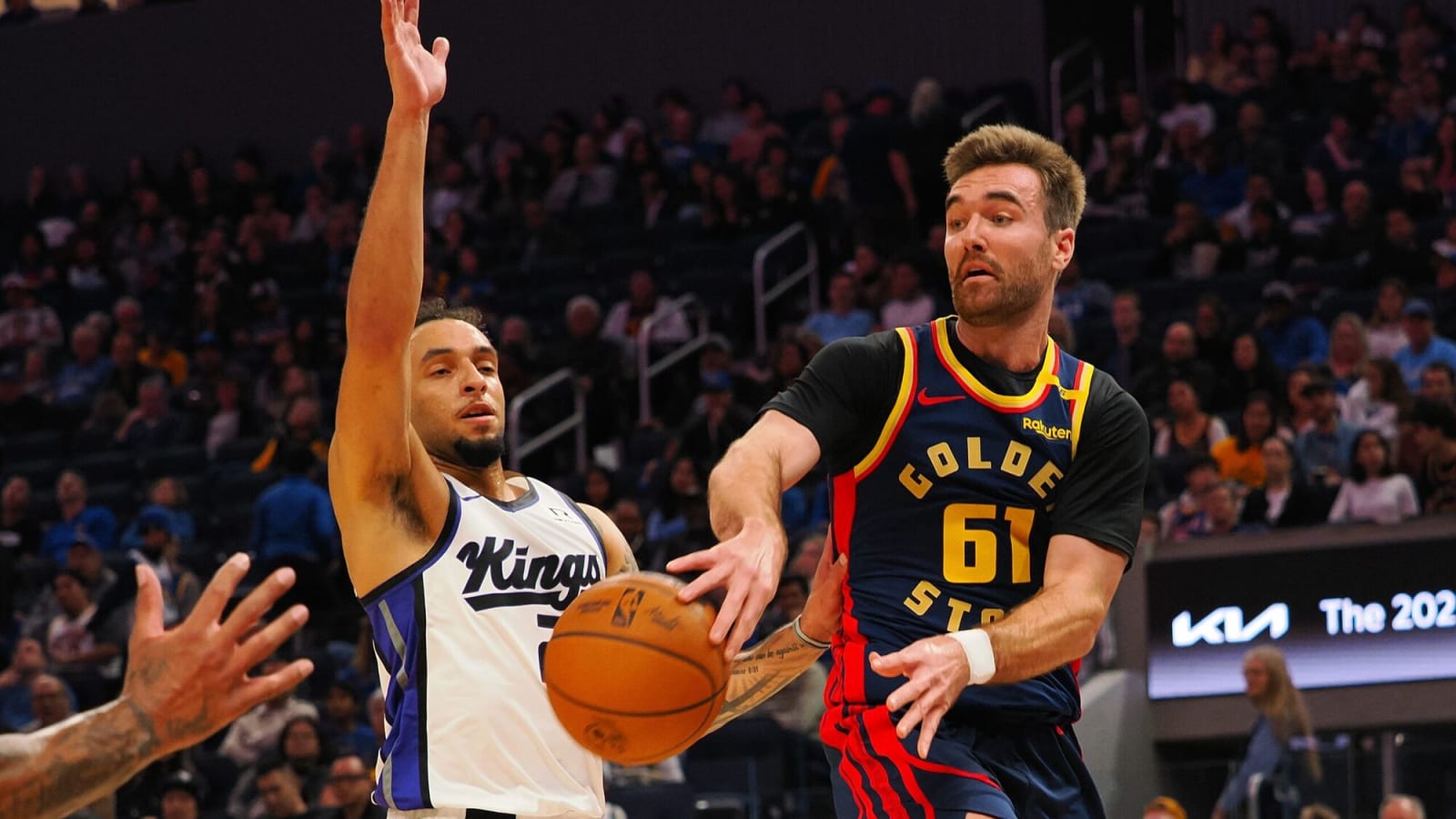 Warriors sign intriguing two-way talent to NBA deal