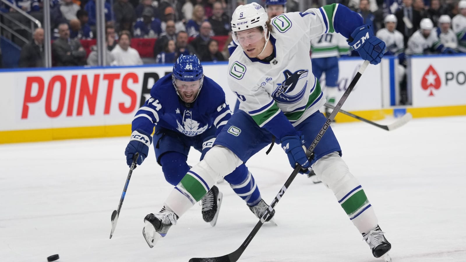 What if Brock Boeser played for the Toronto Maple Leafs in 2025-26?