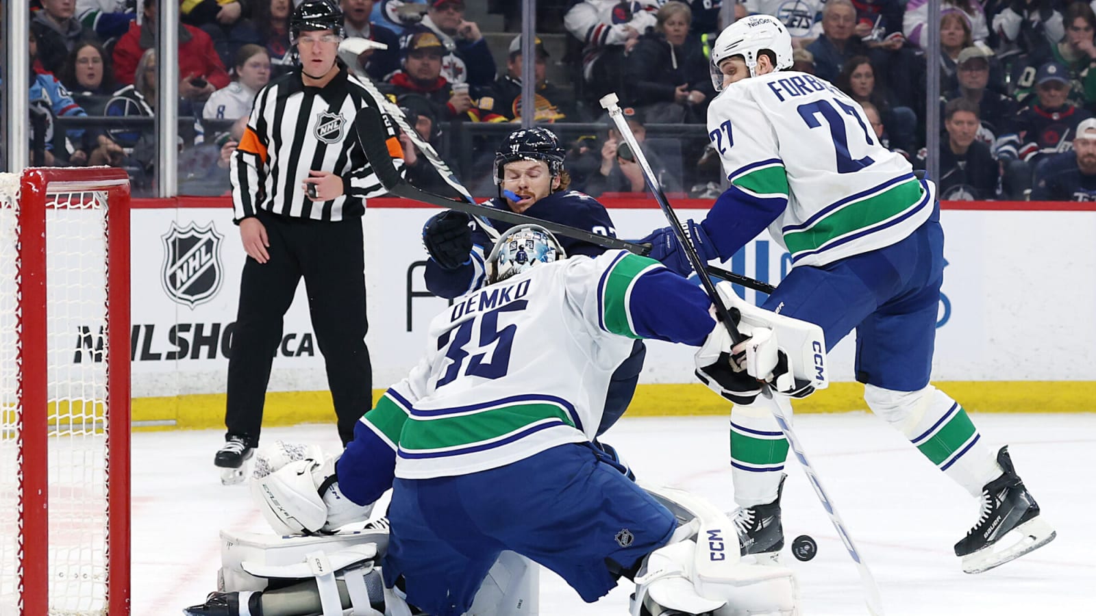 The Statsies: Linus Karlsson leads Canucks in xGF% in loss vs Jets