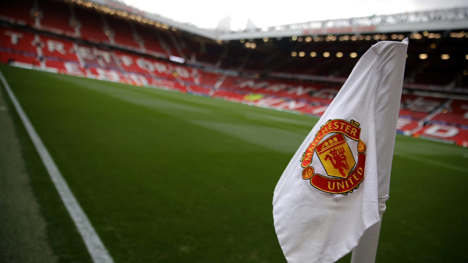 Why Manchester United are unable to fix leaky Old Trafford roof mid-season