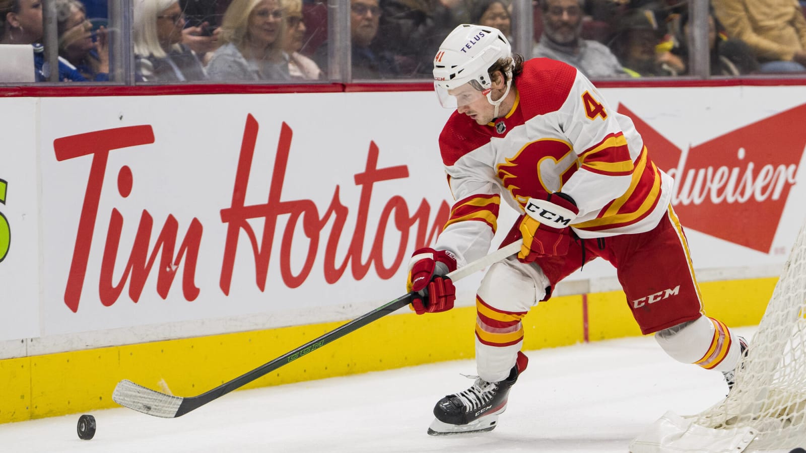 Calgary Flames prospect Matthew Phillips lands on Daily Faceoff’s top 50 free agent list