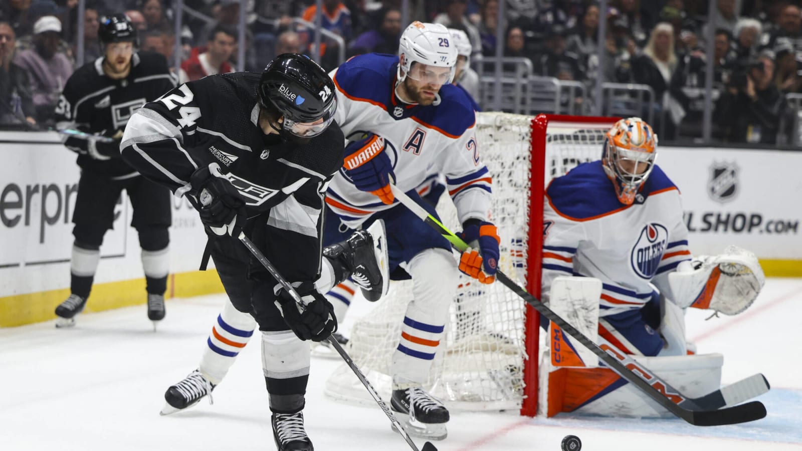 Beyond the Boxscore: Stuart Skinner shines as Oilers steal Game 4 victory from Kings