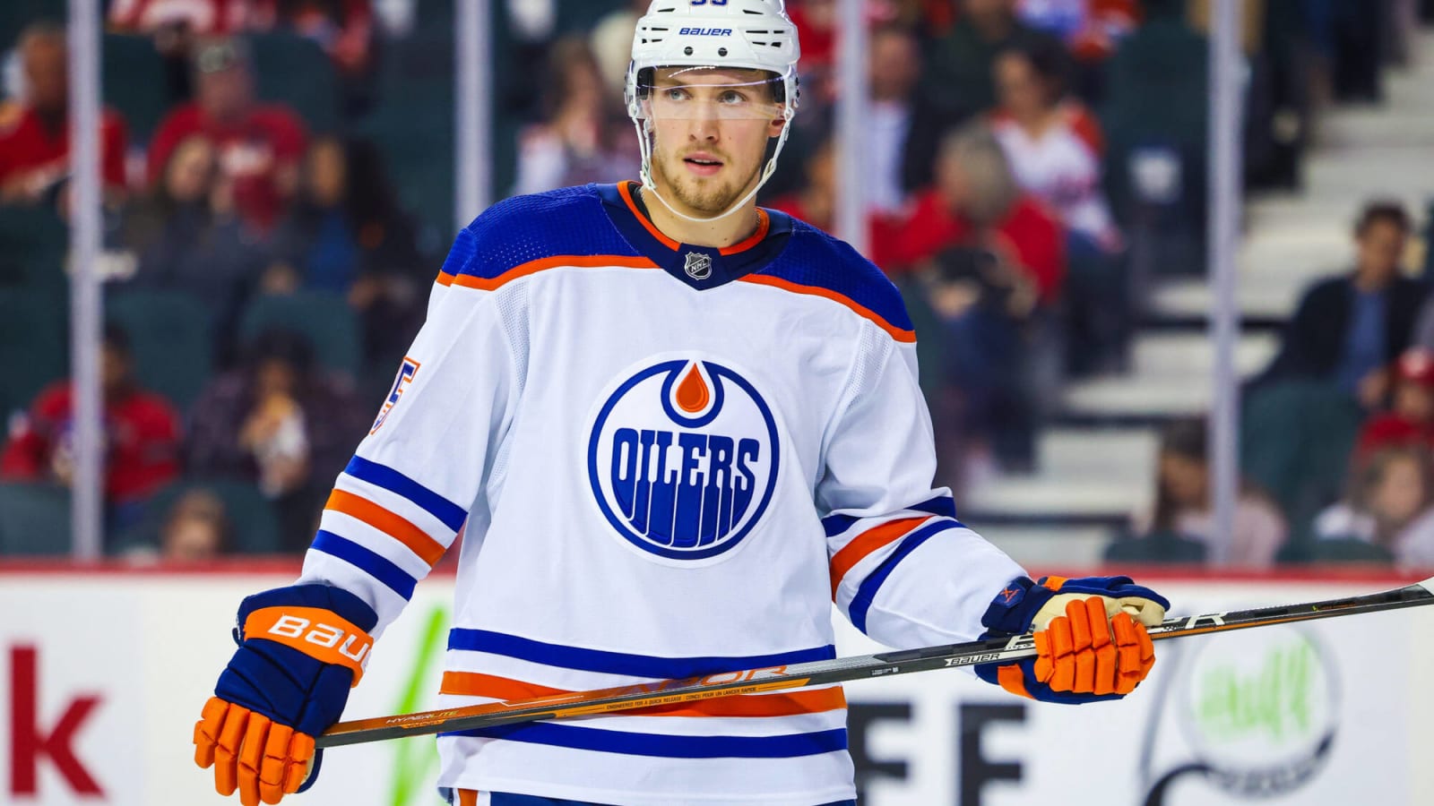Set to play alongside Raphael Lavoie in AHL, Oilers prospect Dylan Holloway’s return delayed