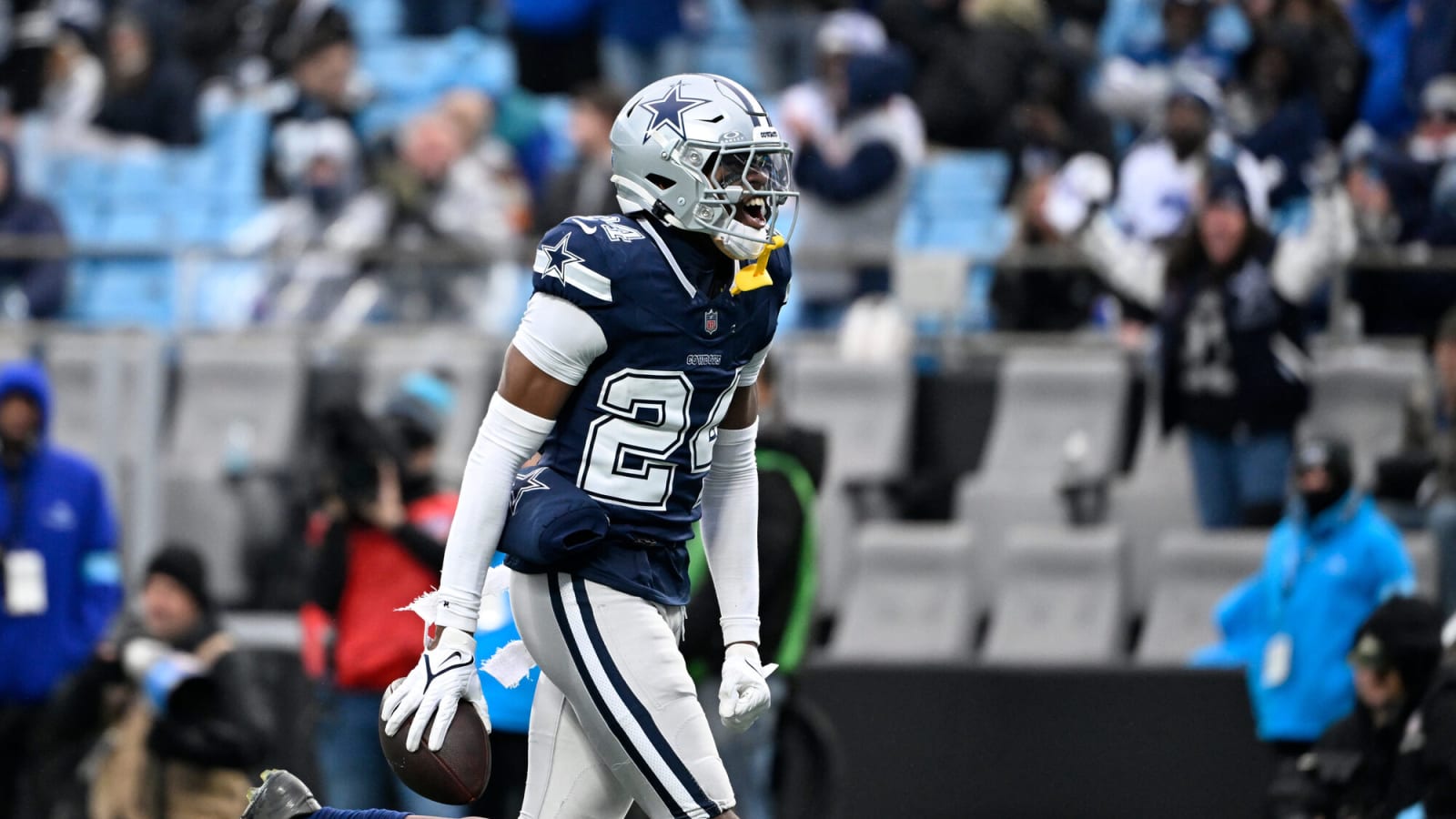 Cowboys Sign Key Special Teams Contributor