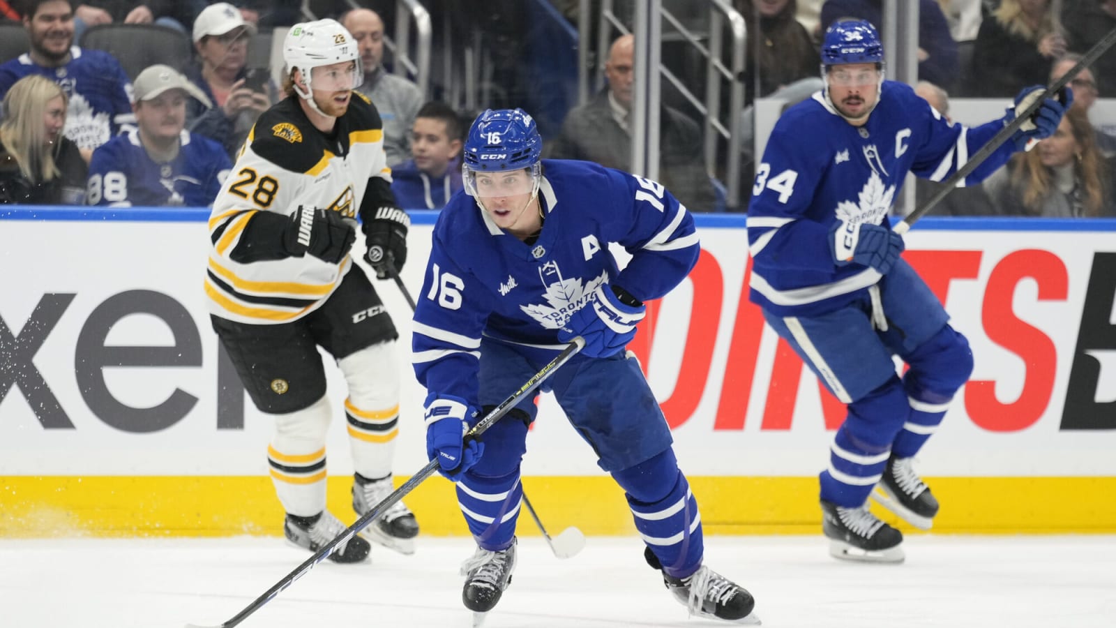 Canucks head coach Rick Tocchet outlines the challenges of defending Matthews, Marner