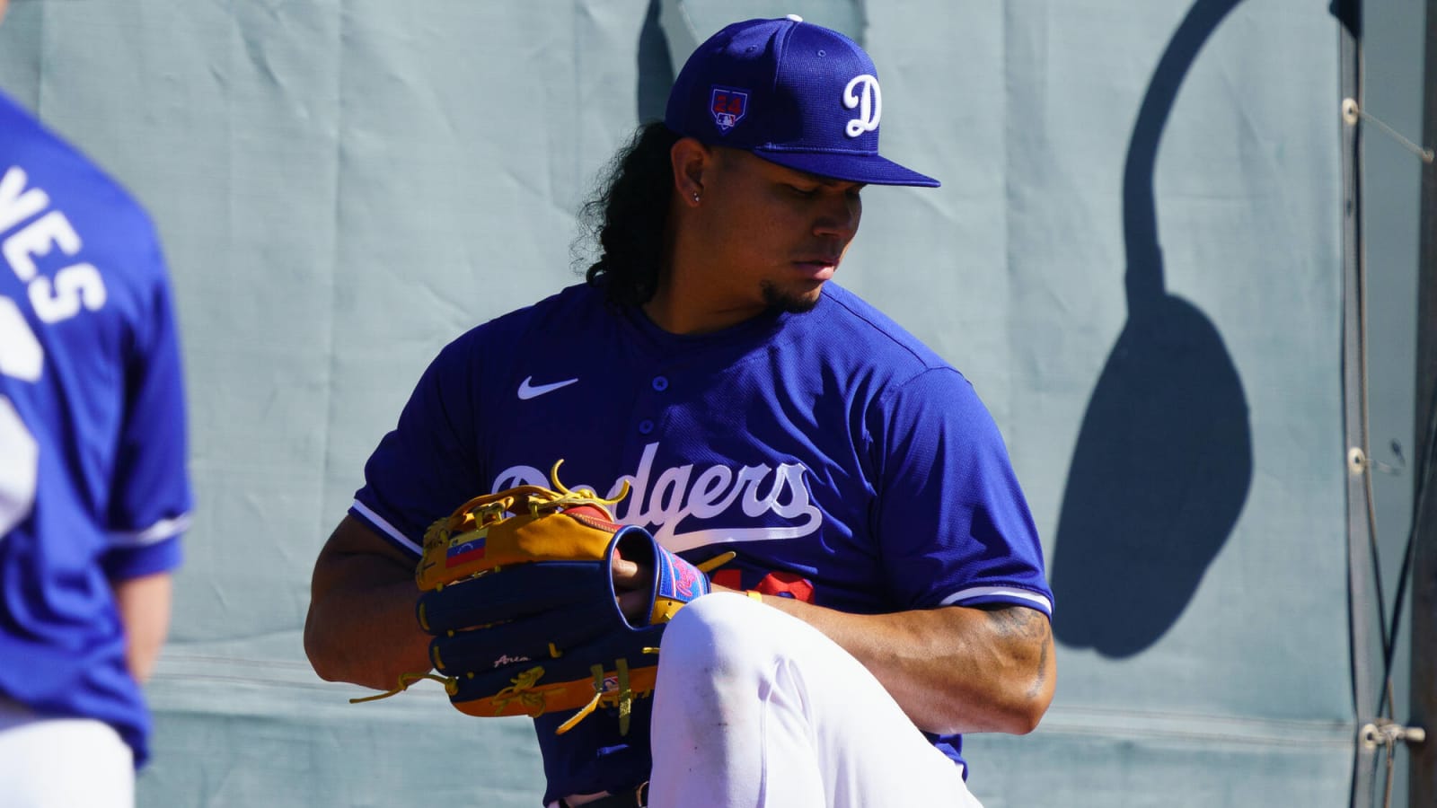 3 Things I Overheard at Los Angeles Dodgers Camp: Seoul Series, Injuries, More