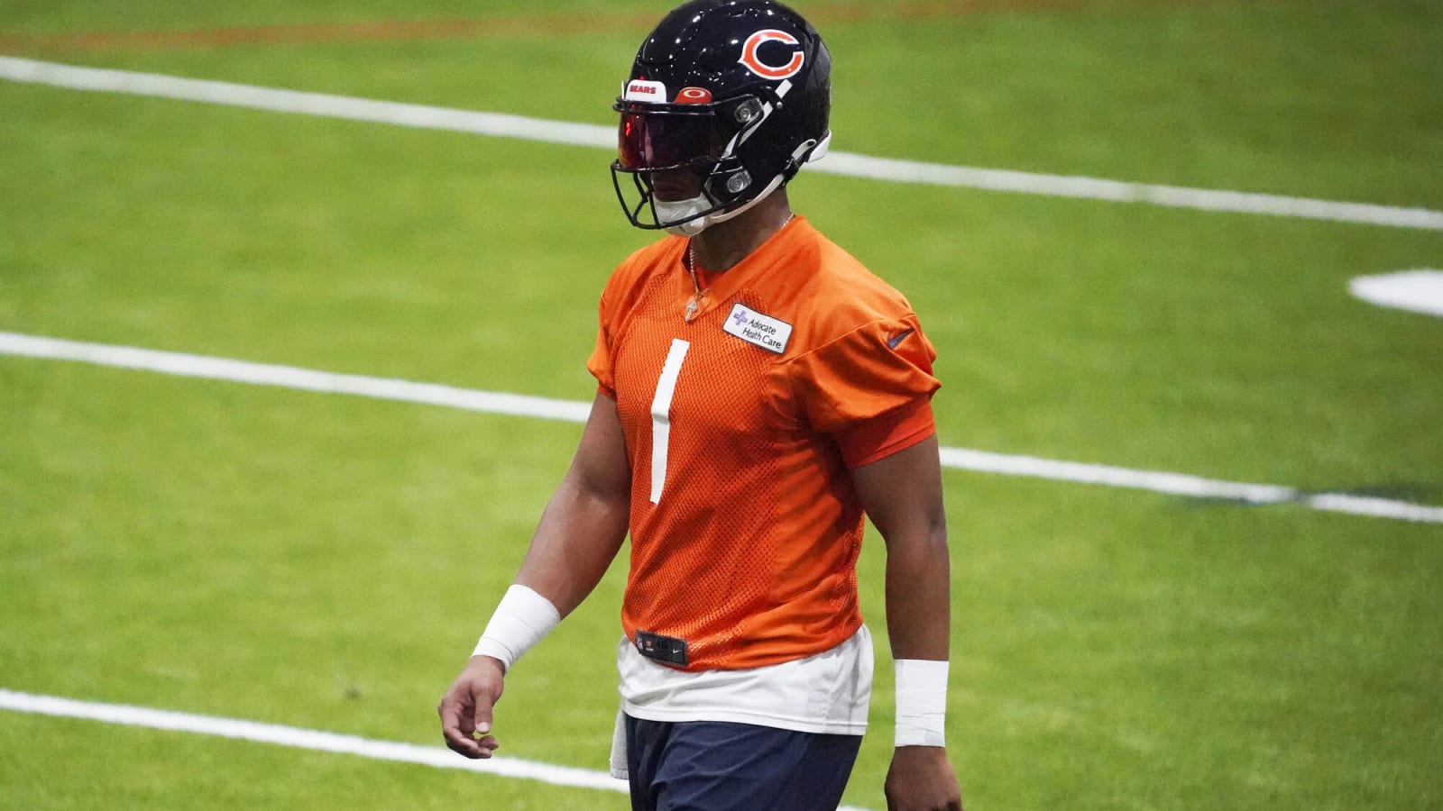 6 Stats Show Bears QB Justin Fields Can Compete With The Best Yardbarker