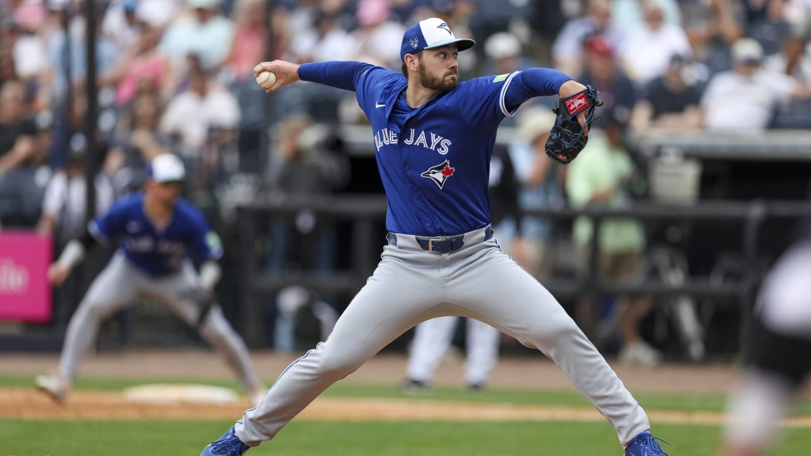 Report: Blue Jays reliever Zach Pop shut down for 7-10 days due to elbow discomfort