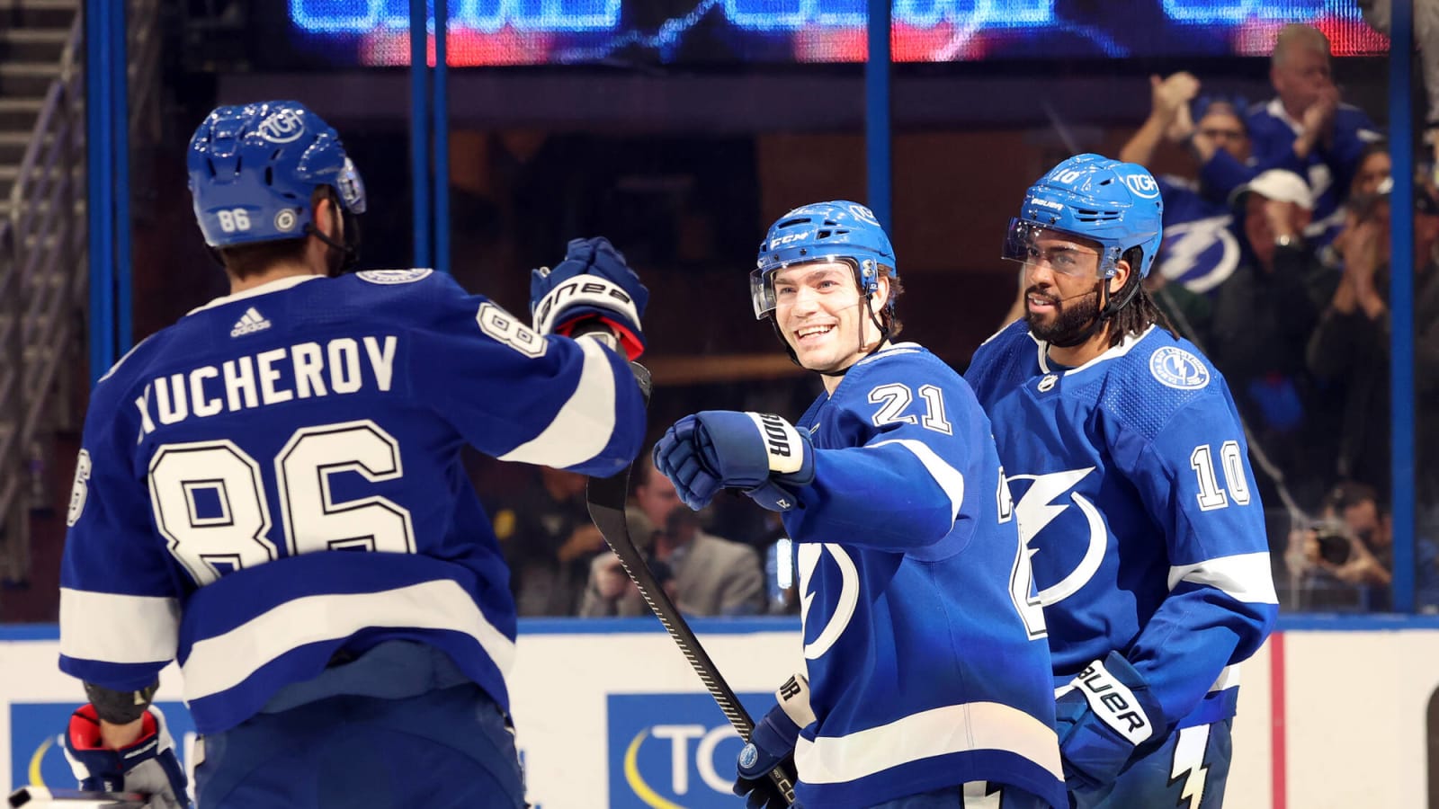 Kucherov Pulls Further Ahead in Scoring Race With 3-Point Night