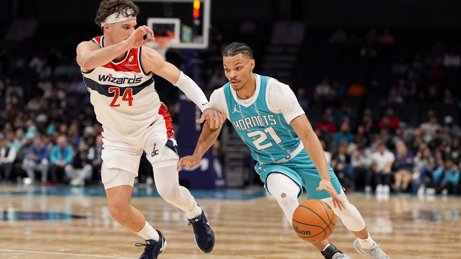 Hornets Waive Two-Way Man Isaiah Wong