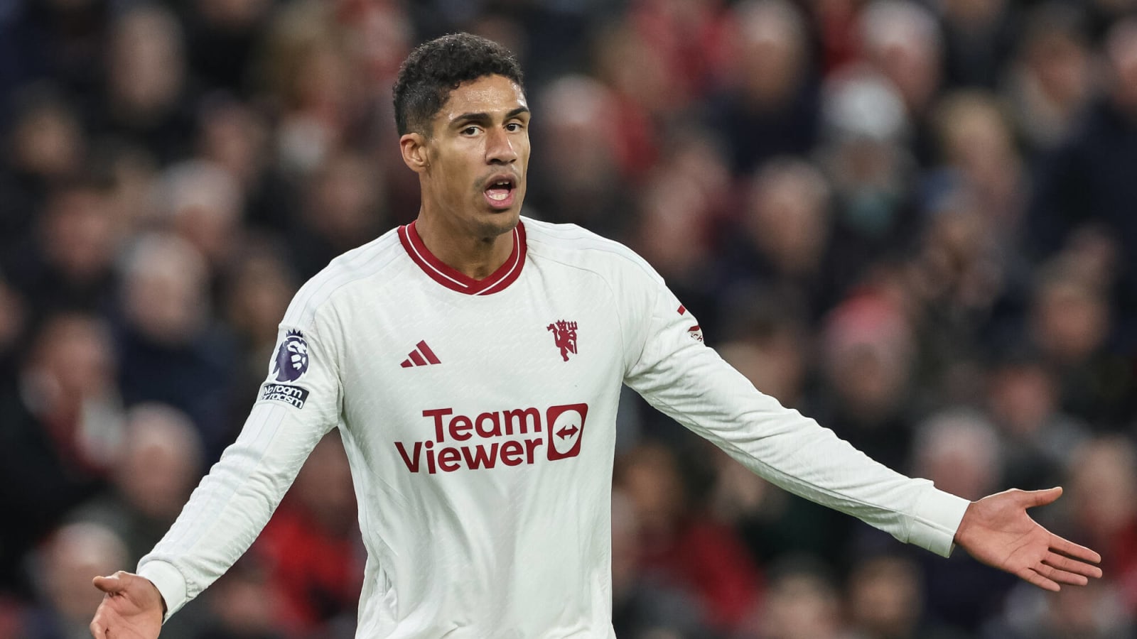 £42m Man United ace wants contract extension despite concerns over Erik ten Hag