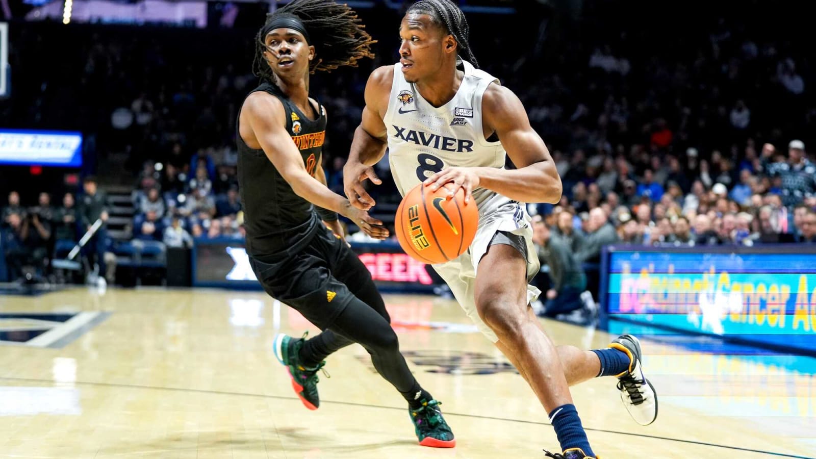 Lakers Signing East, Olivari To Exhibit 10 Contracts