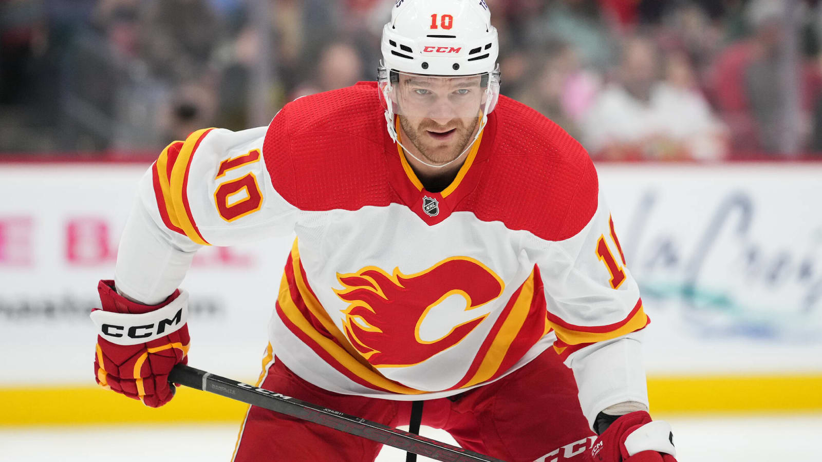 Jonathan Huberdeau has night to remember as Flames clobber Panthers