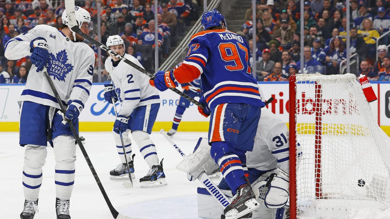 Game Highlights 40.0: Edmonton Oilers beat Toronto Maple Leafs 4-2