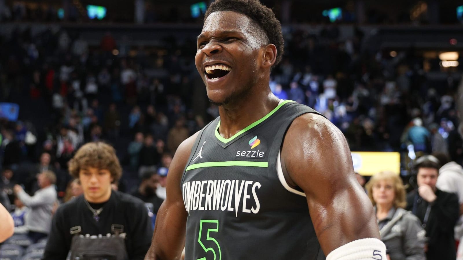 Timberwolves star forward reacts to Kevin Durant trade rumors