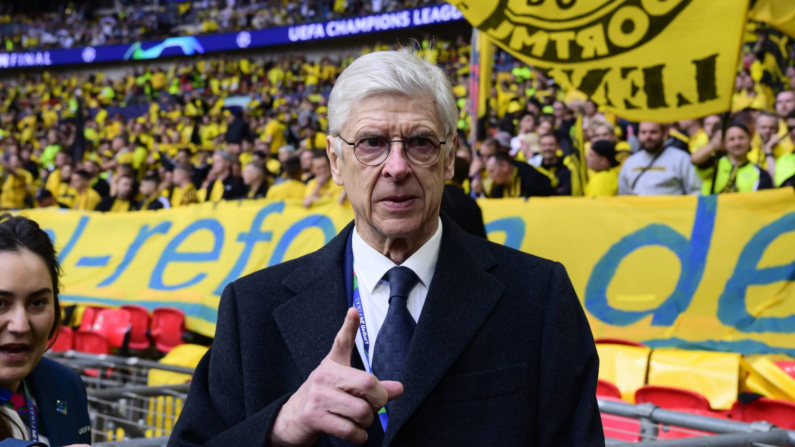 Mike Phelan claims Sir Alex Ferguson saw funny side of famous balloon popping incident