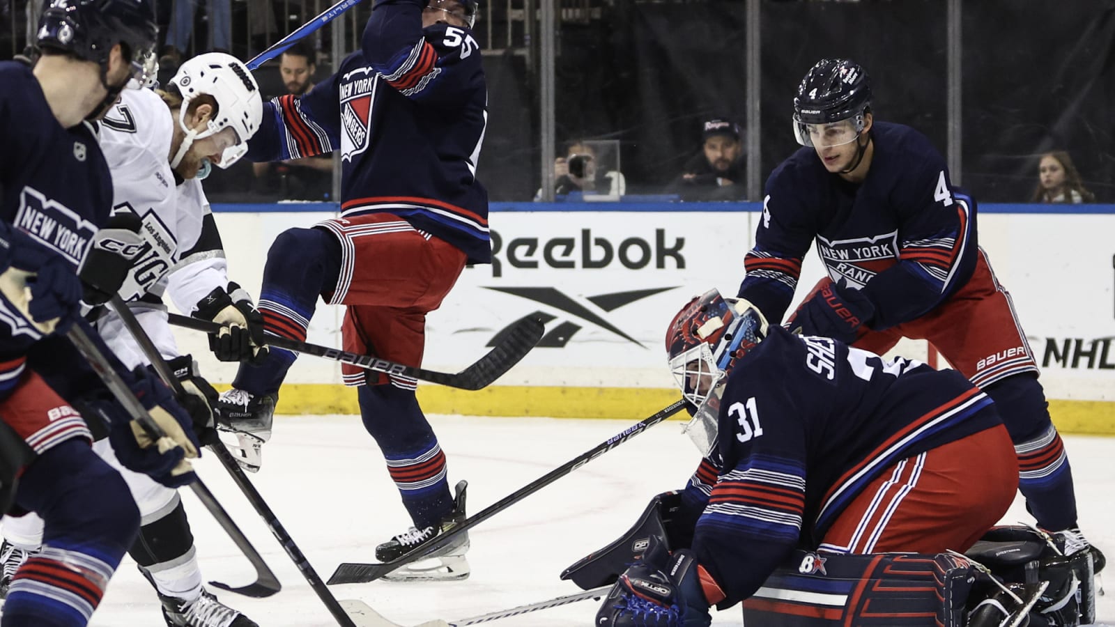 Things getting ugly as Rangers locker room reportedly turning on each other after players-only meeting