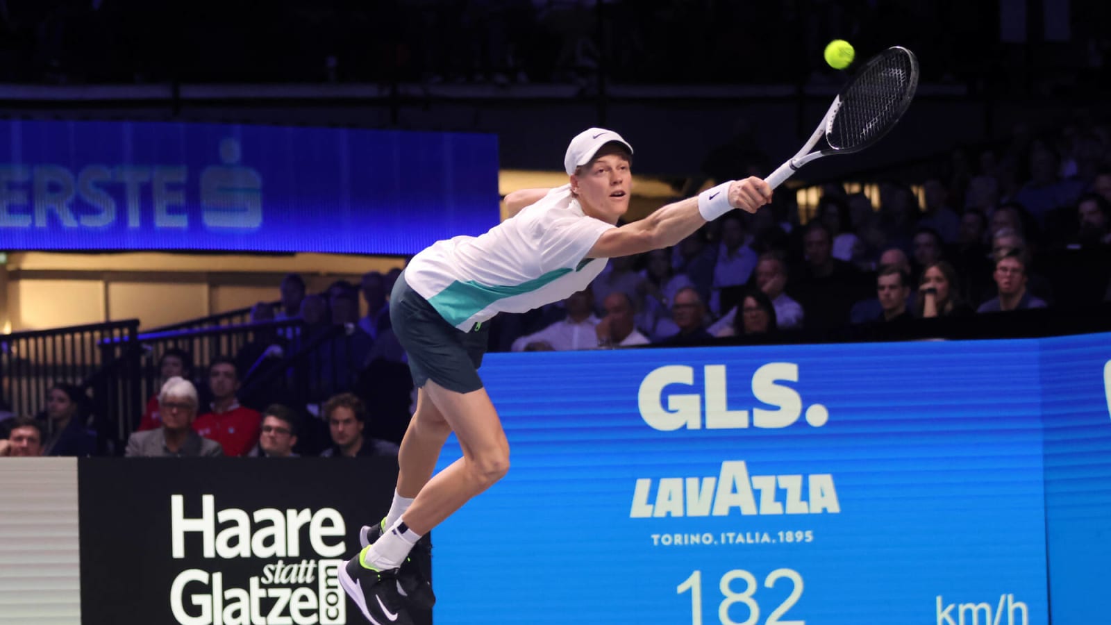 Jannik Sinner extends incredible statistic after Vienna Open win