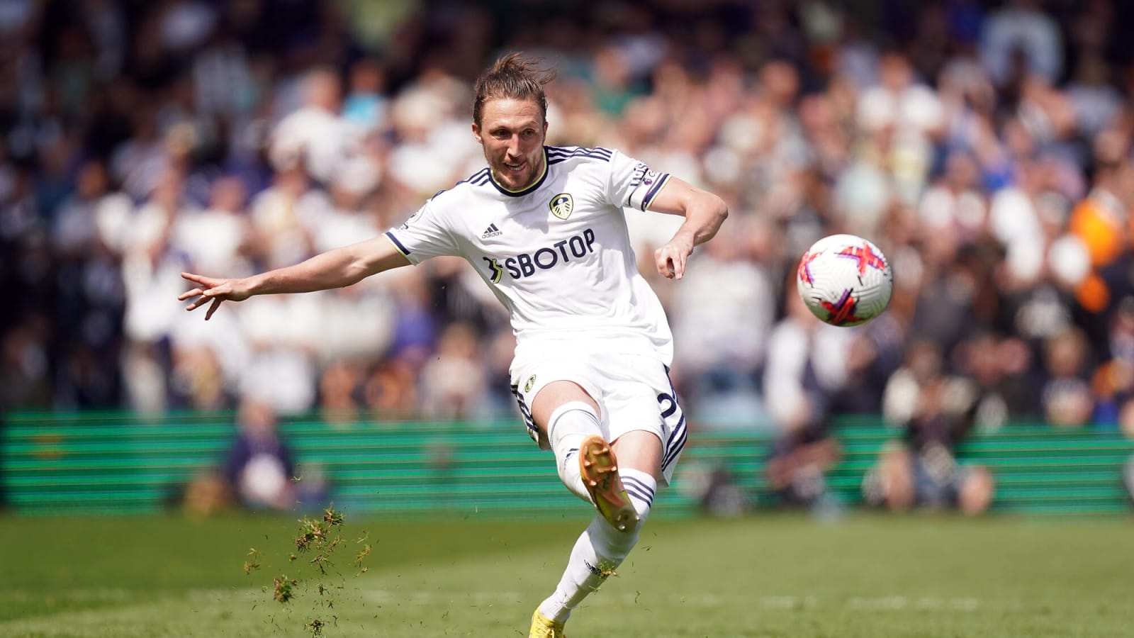 Watch: Leeds star scores massive goal vs Newcastle on 250th appearance