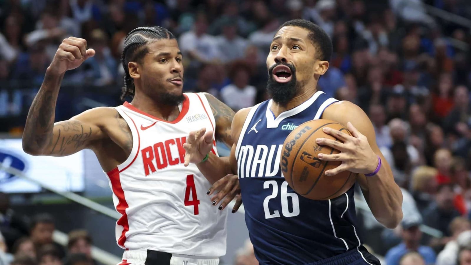 Dallas Mavericks’ Spencer Dinwiddie Is a Versatile Guard