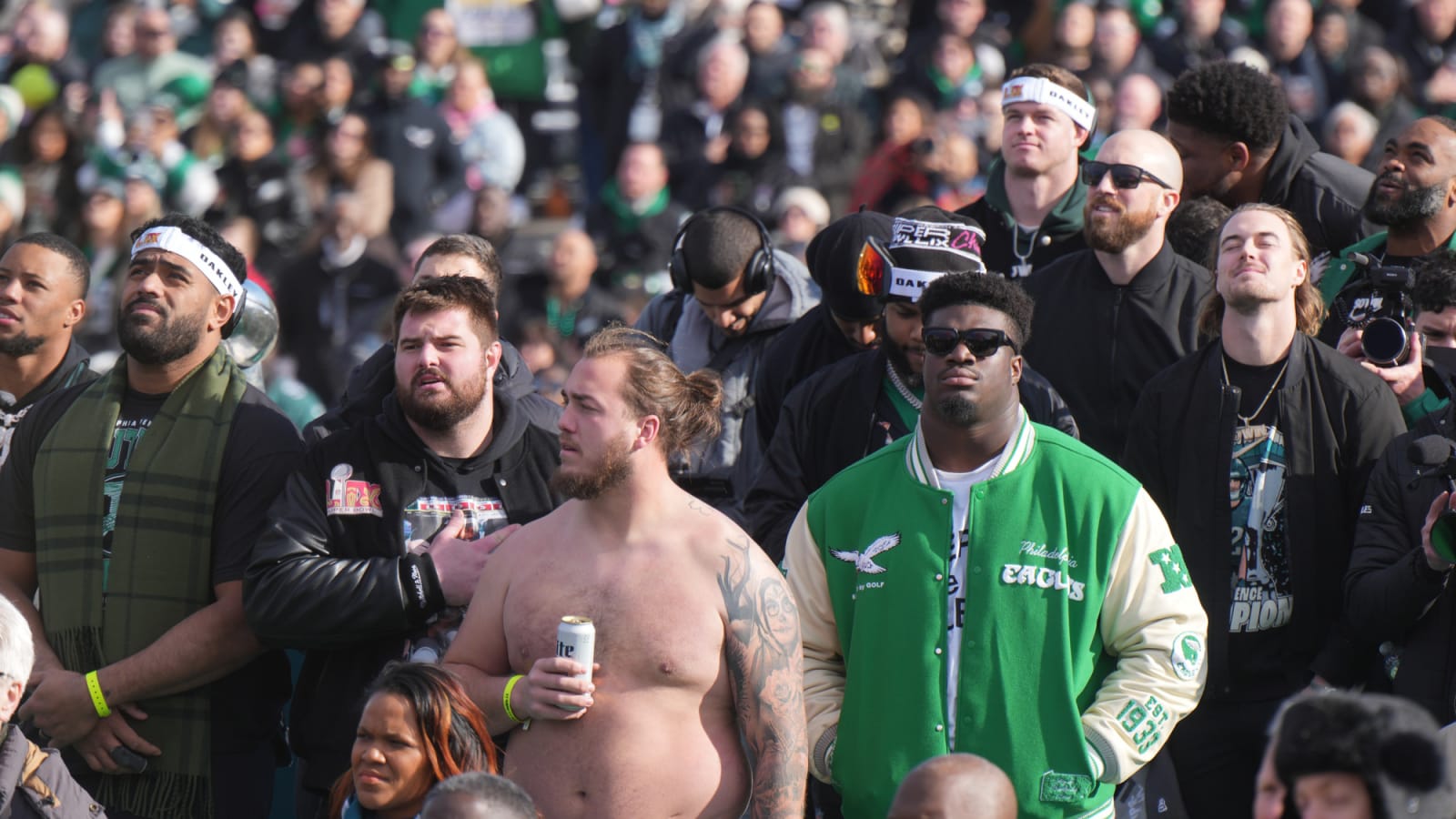 Eagles Cut Shirtless Parade Folk Hero