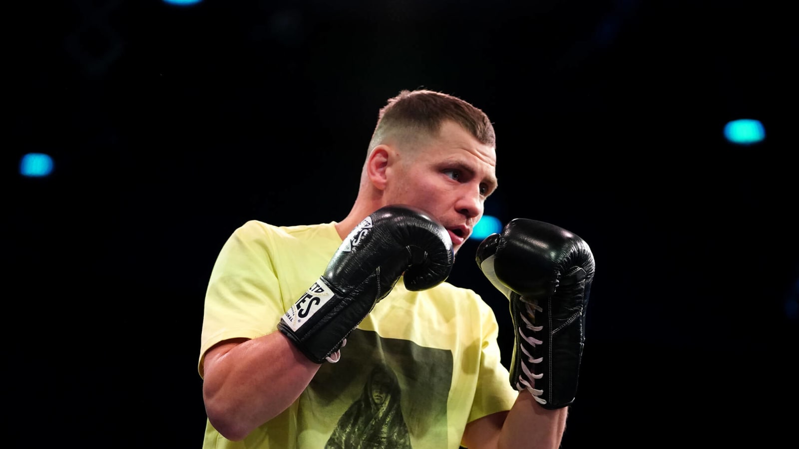 Denys Berinchyk Becomes Lightweight Champion After Sloppy Bout Against Emanuel Navarrete
