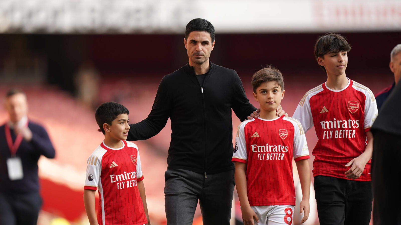 Exclusive Jonathan Johnson column: Future Arteta PSG move, LFC winger links, Xavi Simons transfer update & more