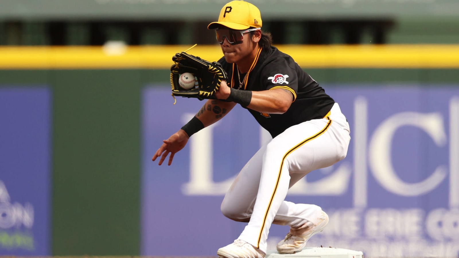 Pirates Planning to Use Ji Hwan Bae More in New Position