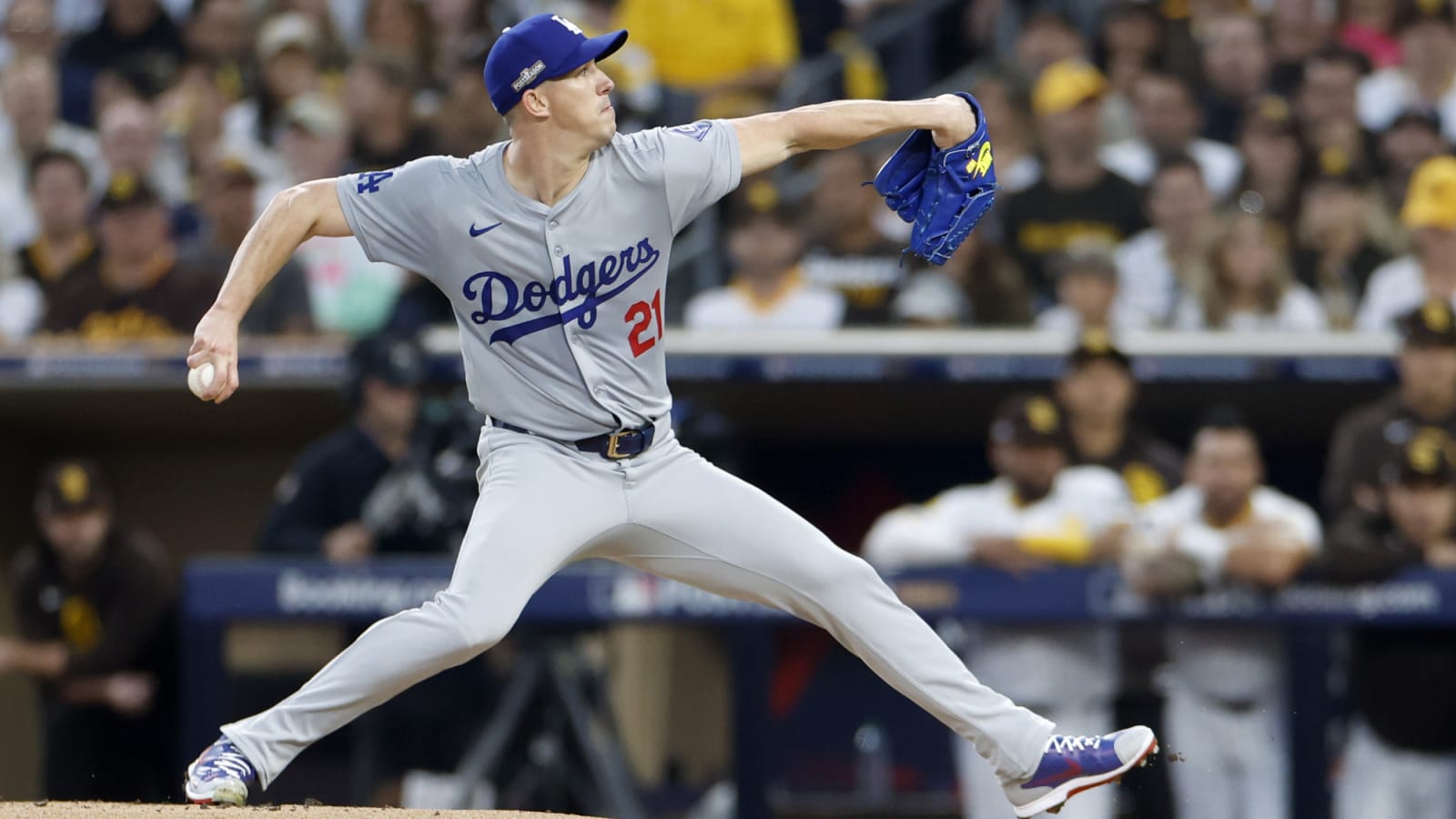 Look of the Day for 10/16: Starters in trouble in NLCS Game 3