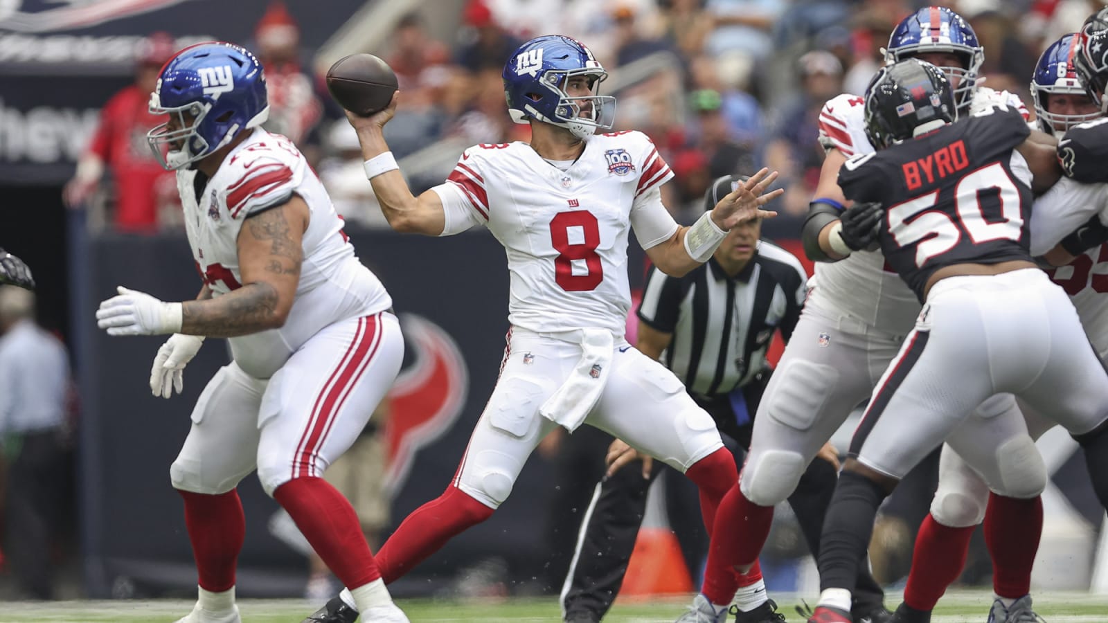 Giants WR knocks Justin Herbert to make Daniel Jones point