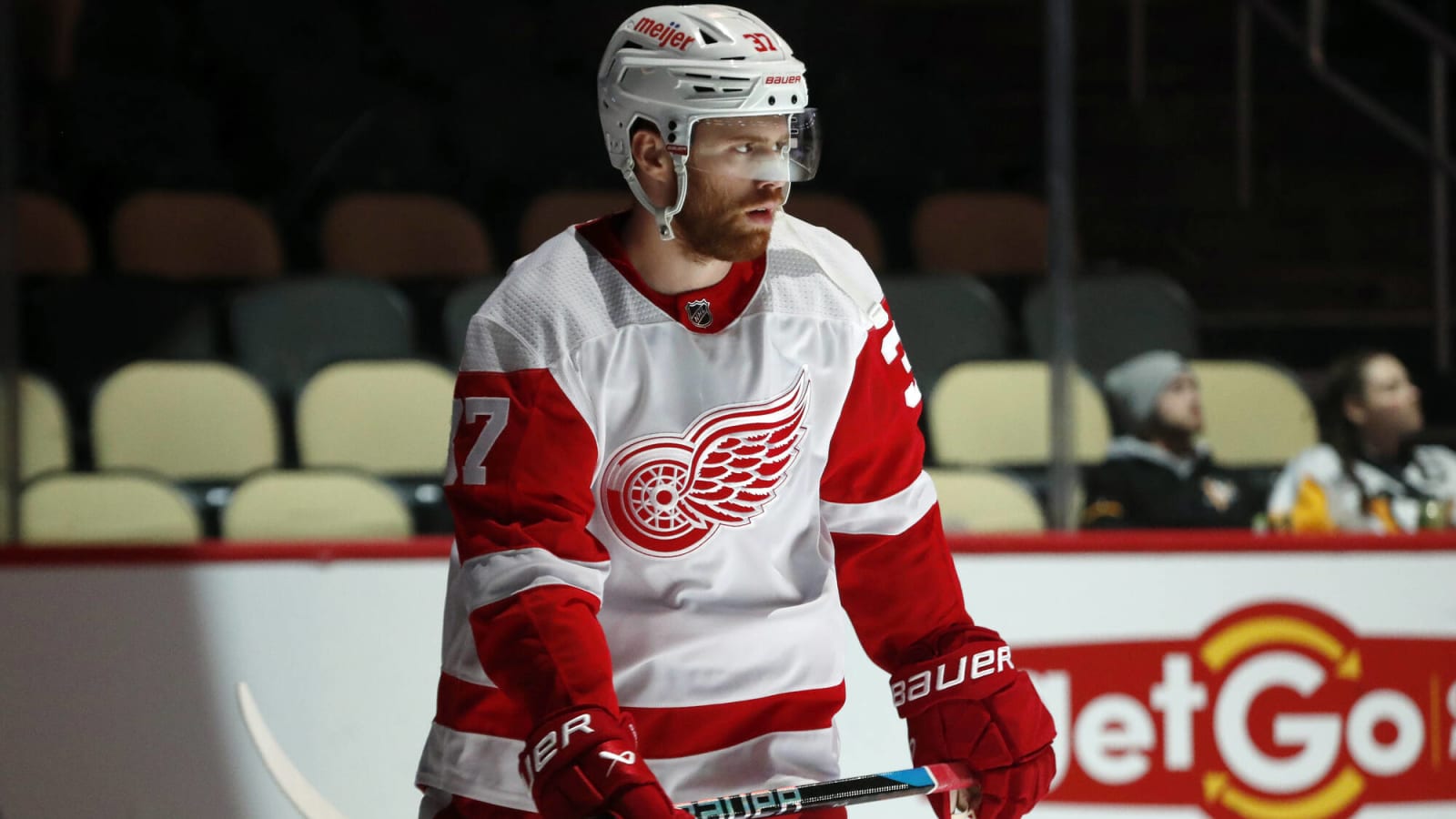 Detroit Red Wings’ J.T. Compher out day-to-day
