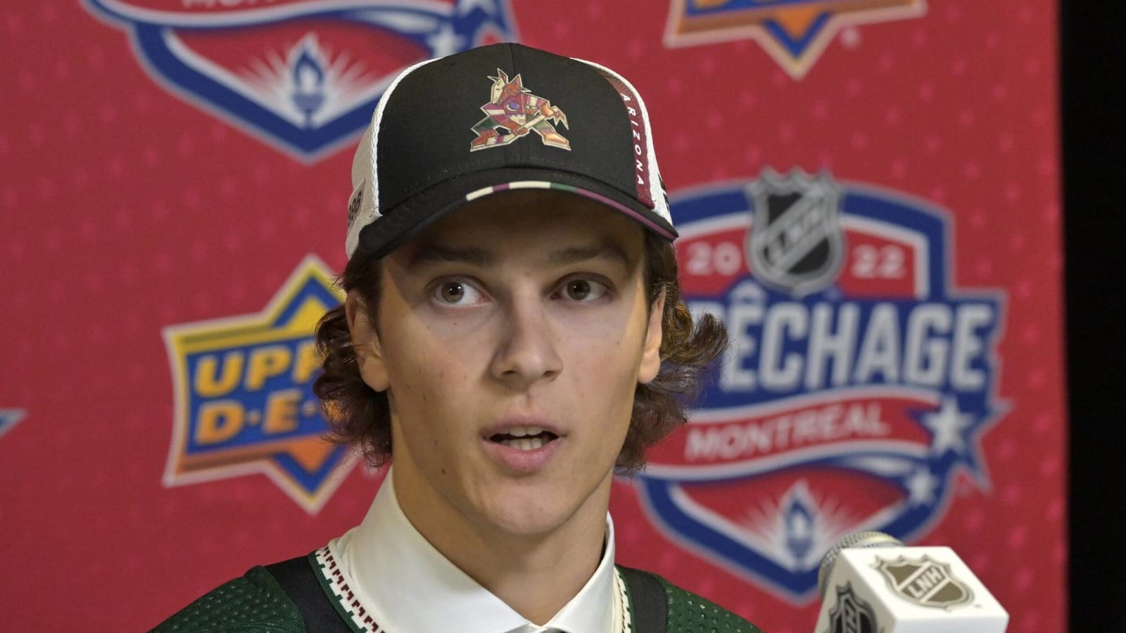 Utah NHL team signs forward Julian Lutz to entry-level contract