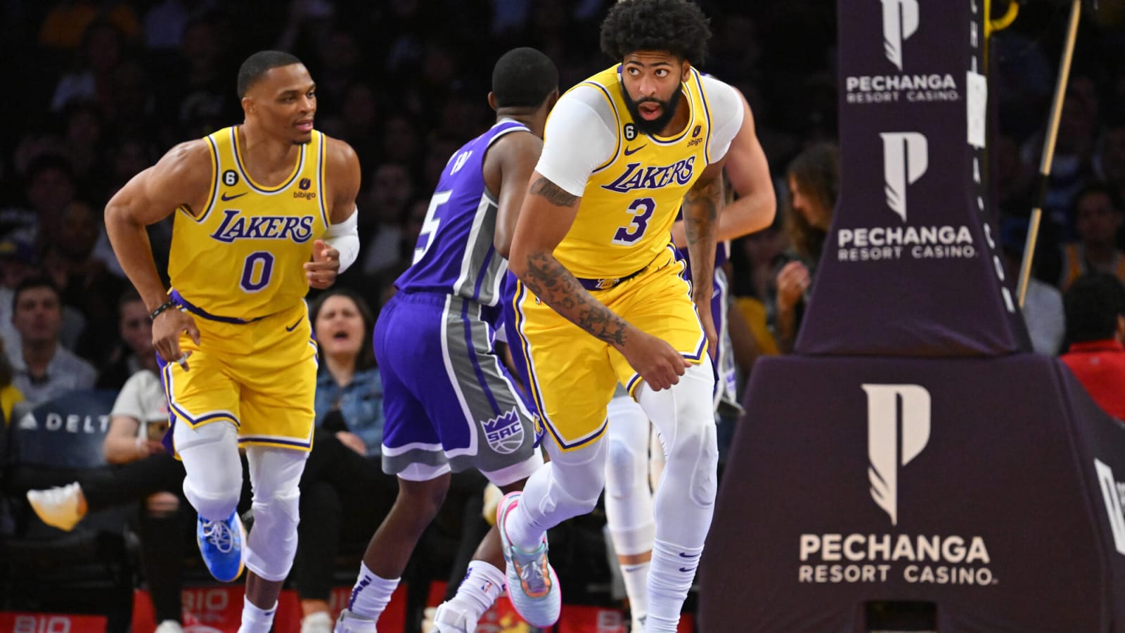 The Lakers Fans Booed Their Team In The First Preseason Game As They Lost By 30 Points Against The Sacramento Kings